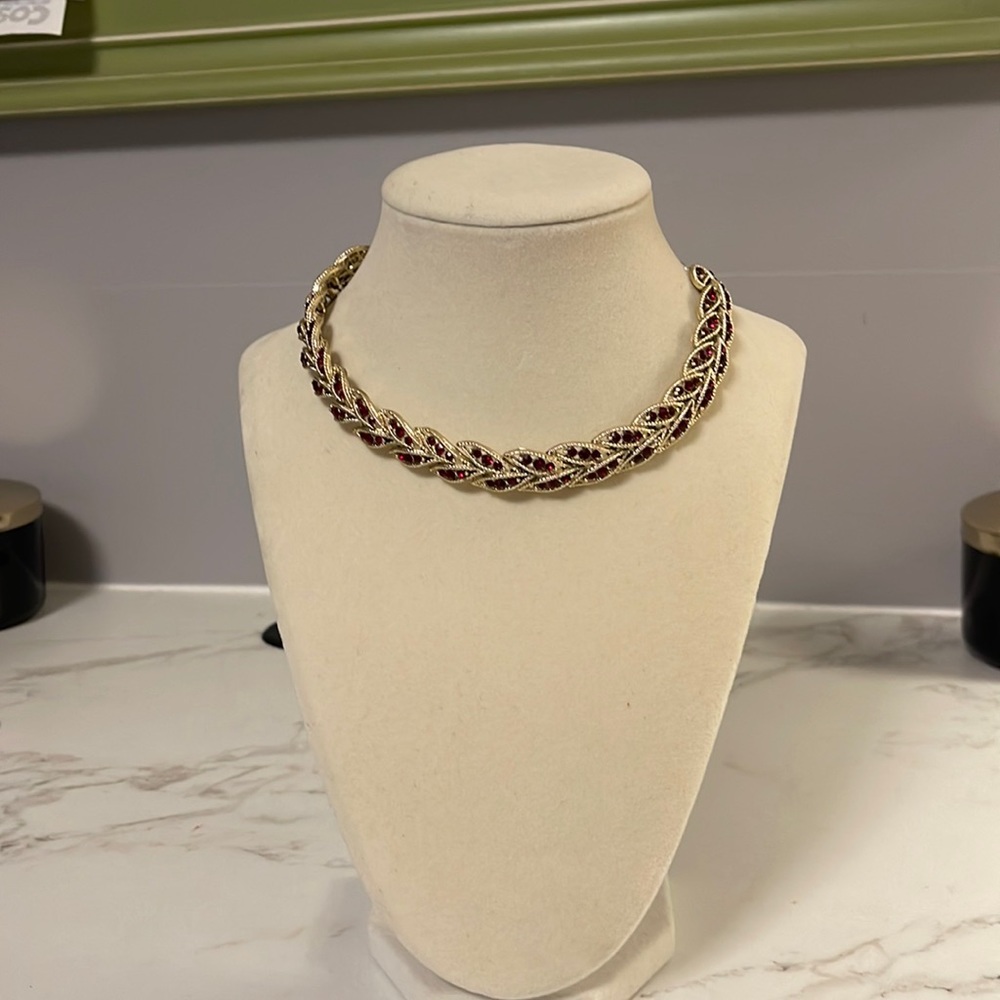 Vintage! Beautiful Ruby Red Gemstone Necklace - image 2